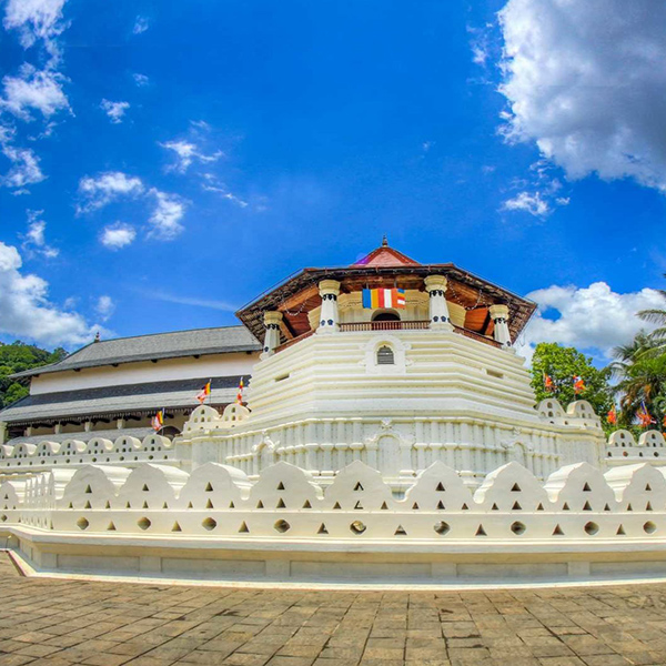 Sri Lanka – P 12